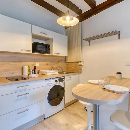 Valerie - Confortable Centre De Appartement